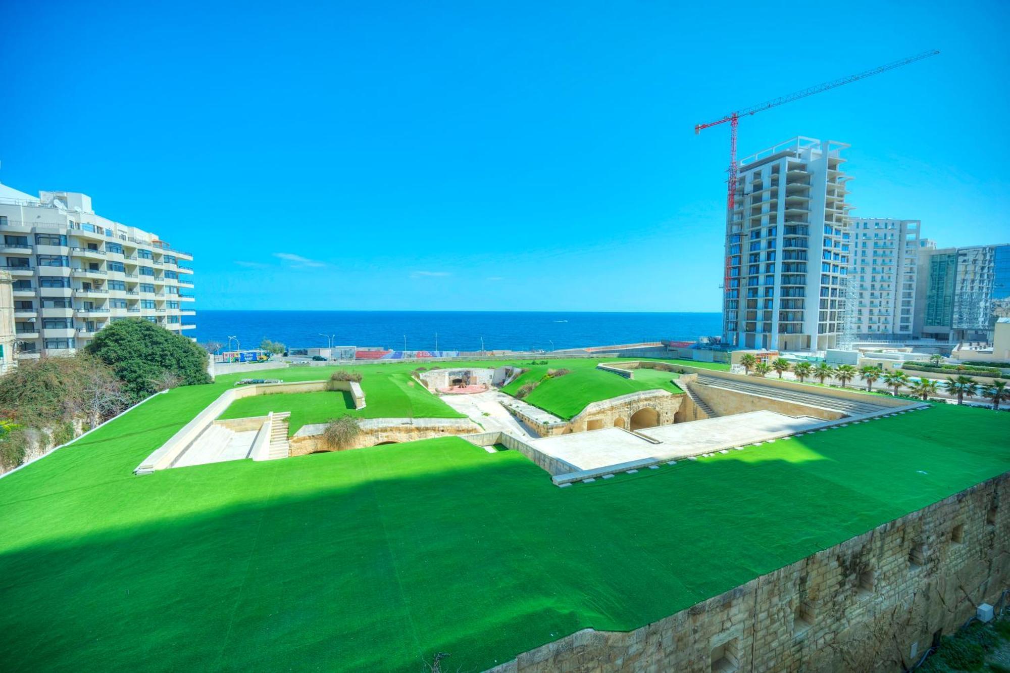 Fort Cambridge Apartments Sliema Eksteriør bilde