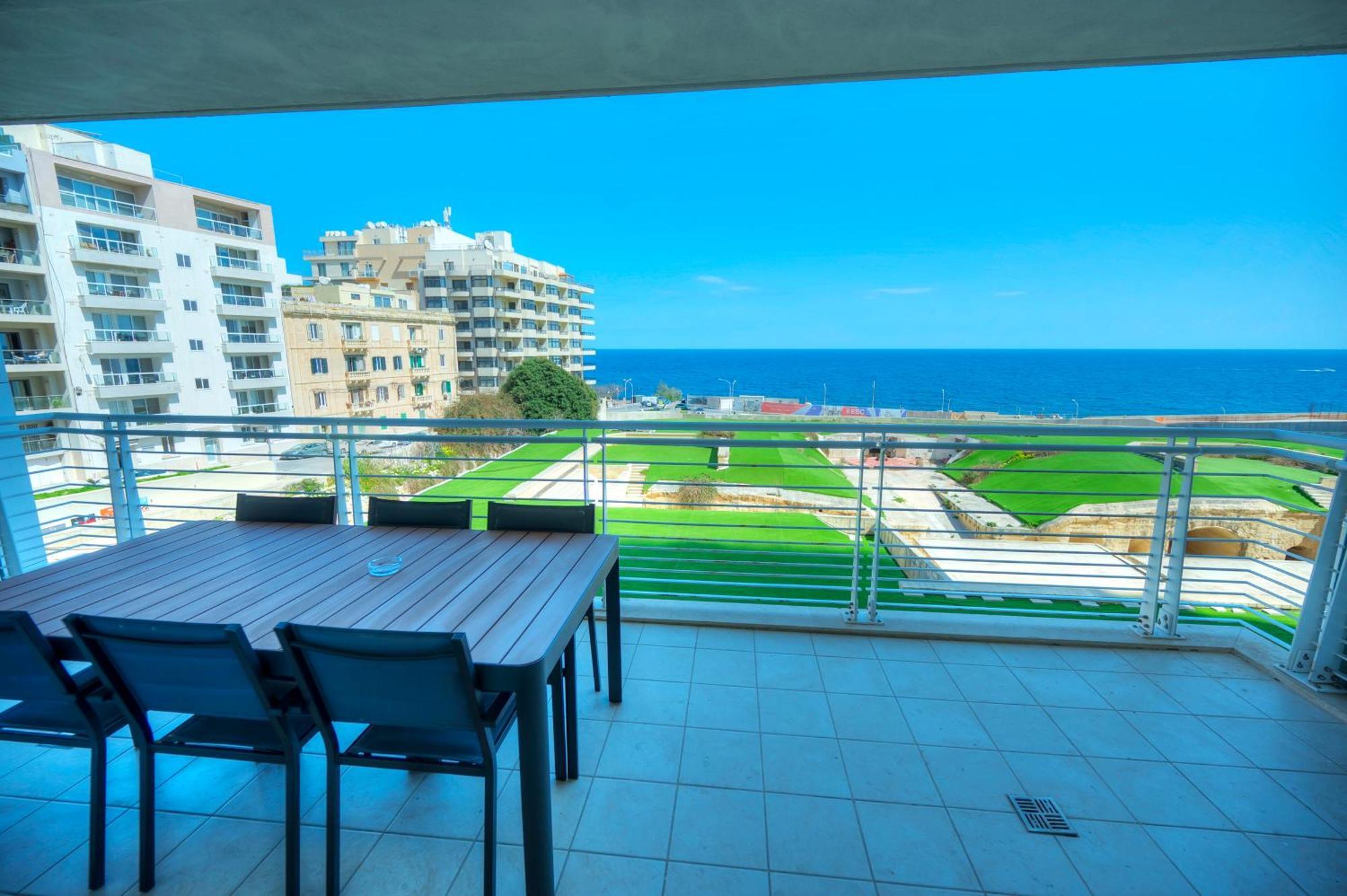 Fort Cambridge Apartments Sliema Eksteriør bilde