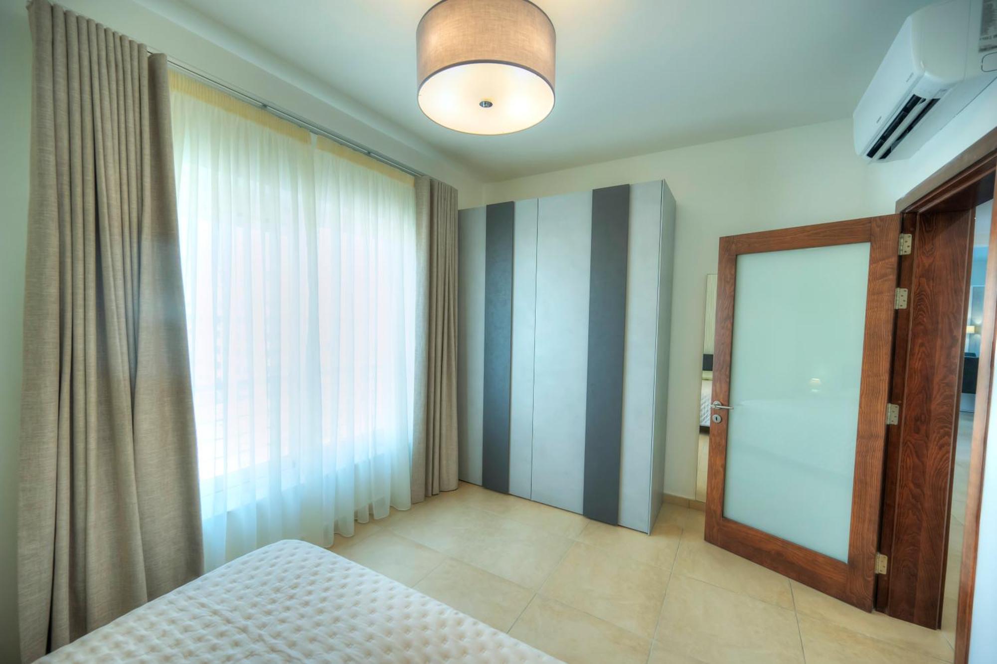 Fort Cambridge Apartments Sliema Eksteriør bilde