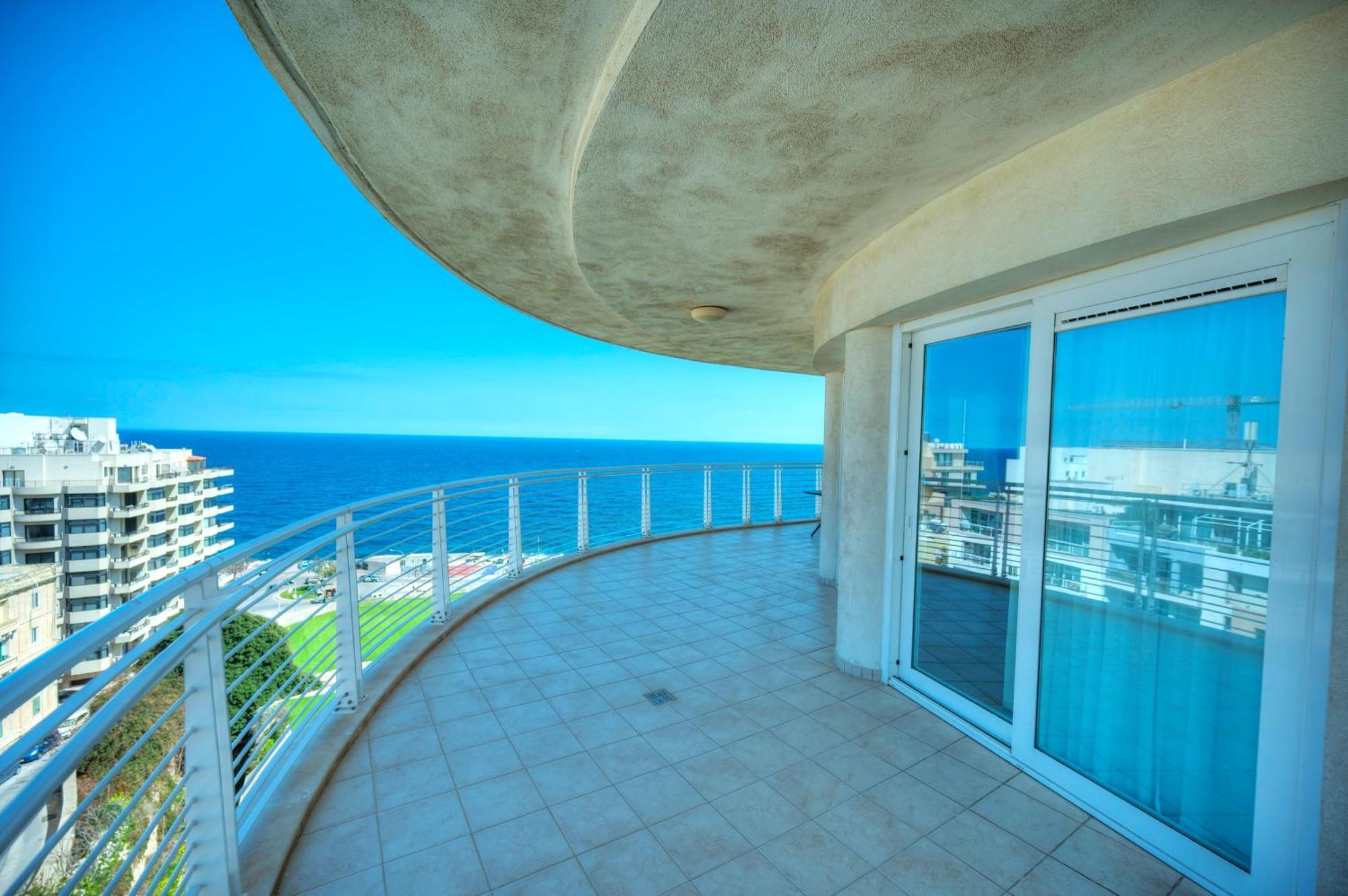 Fort Cambridge Apartments Sliema Eksteriør bilde