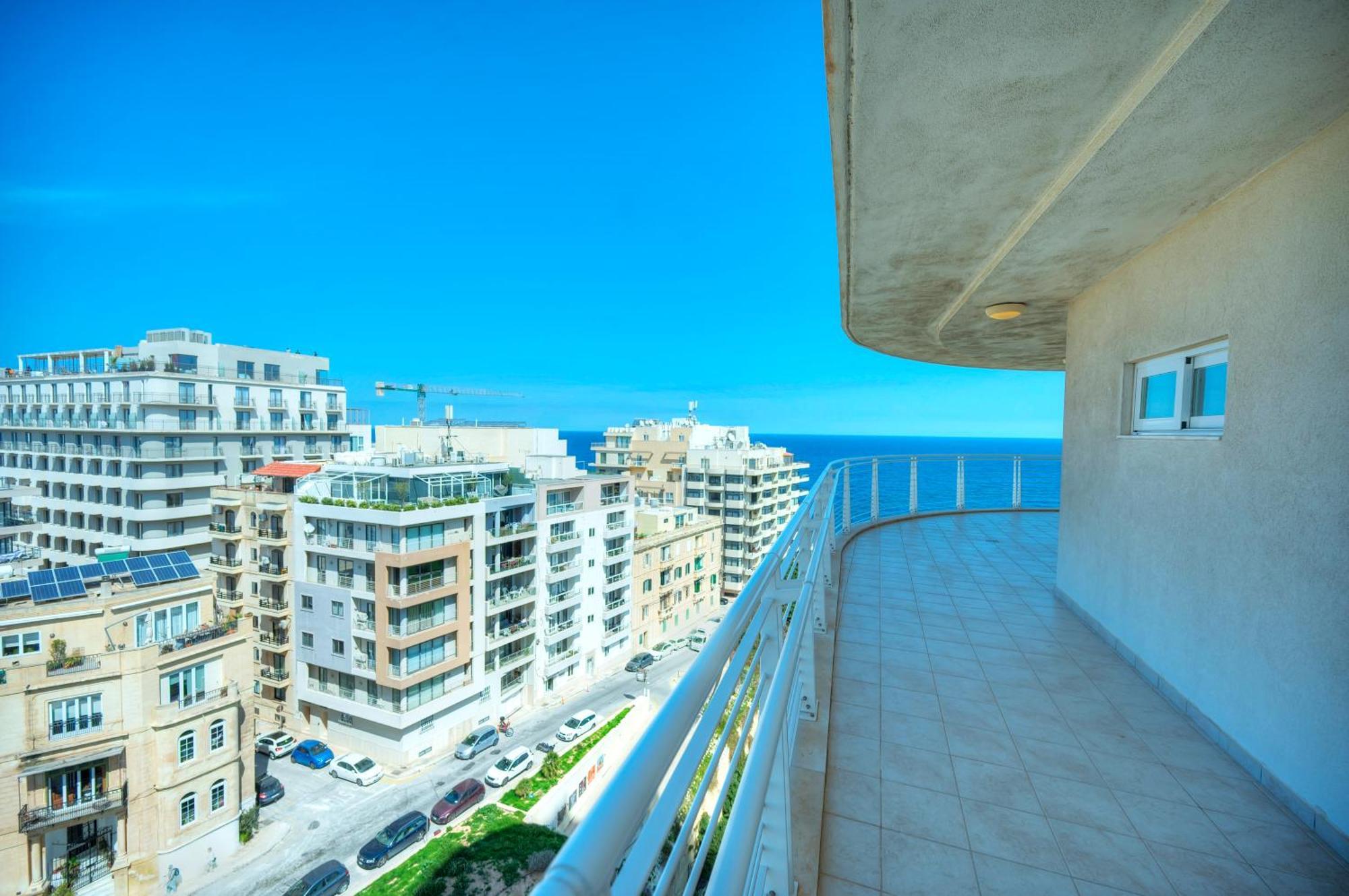 Fort Cambridge Apartments Sliema Eksteriør bilde